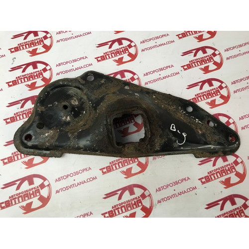 Кронштейн заднего правого амортизатора Partner / Berlingo 2008- 514240